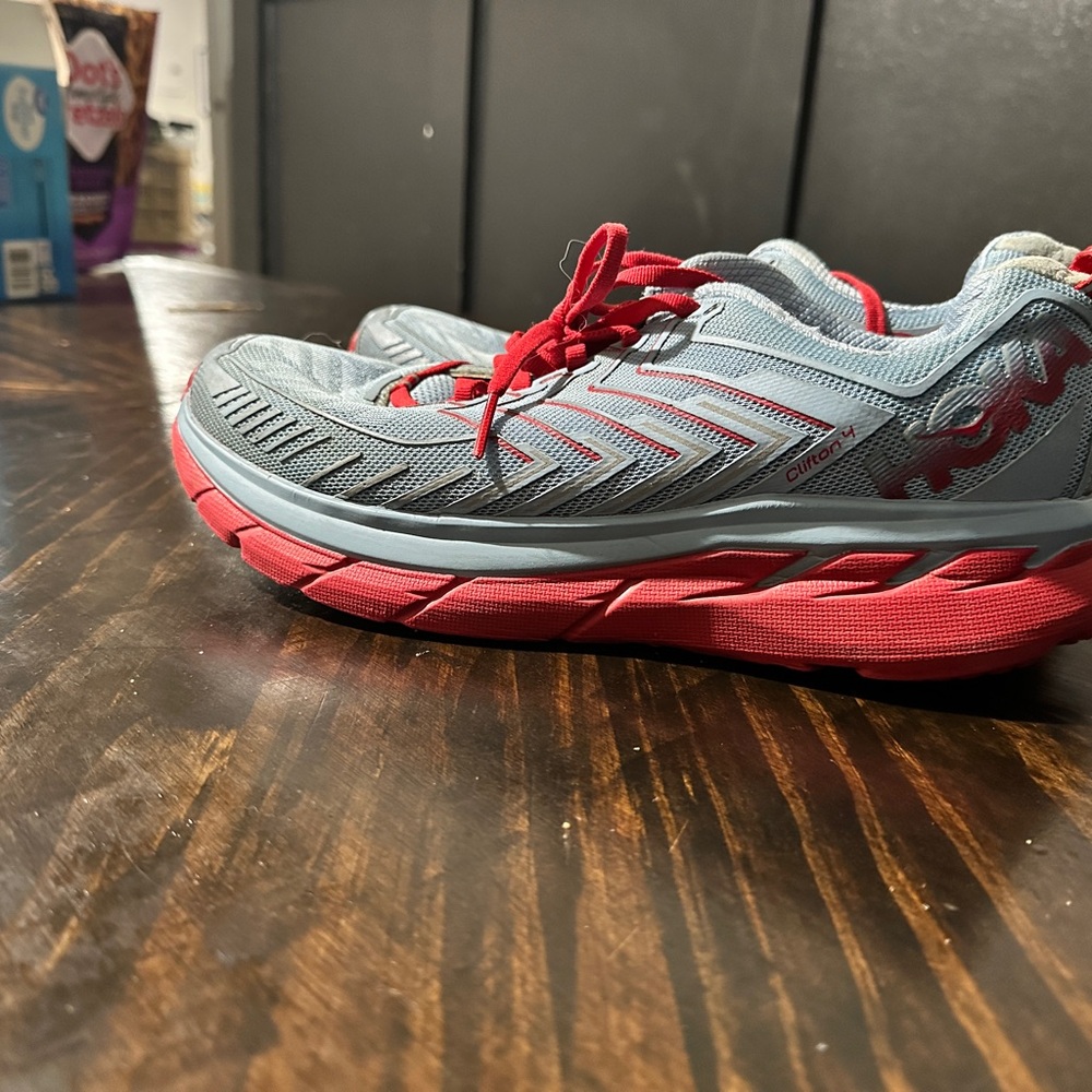 Hoka one one size 11